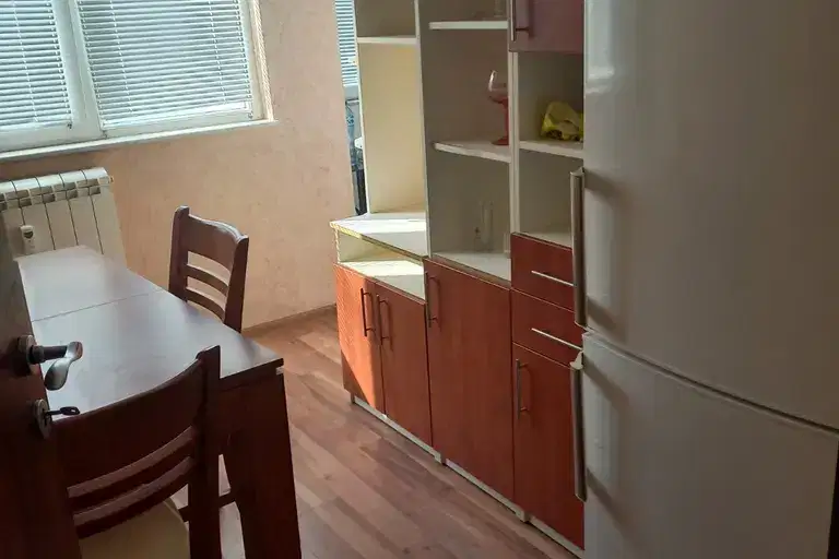 Two-room apartment with terrace in the center of Vratsa near the high school