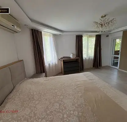 Photo 2 — Spacious 3-room apartment in the centre of Vratsa with full renovation