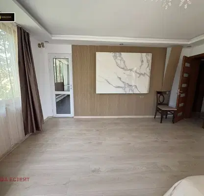 Photo 3 — Spacious 3-room apartment in the centre of Vratsa with full renovation