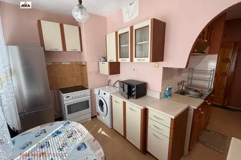 Two-room apartment in Dabnika, Vratsa with south aspect