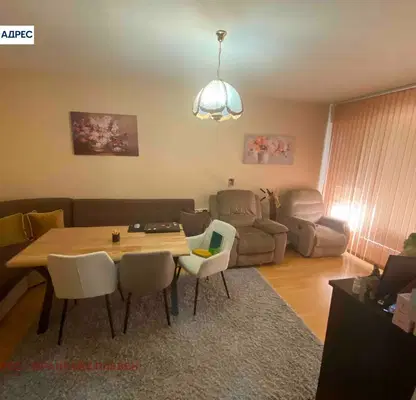 Photo 2 — 3-bedroom apartment in Vraca, Dybnika