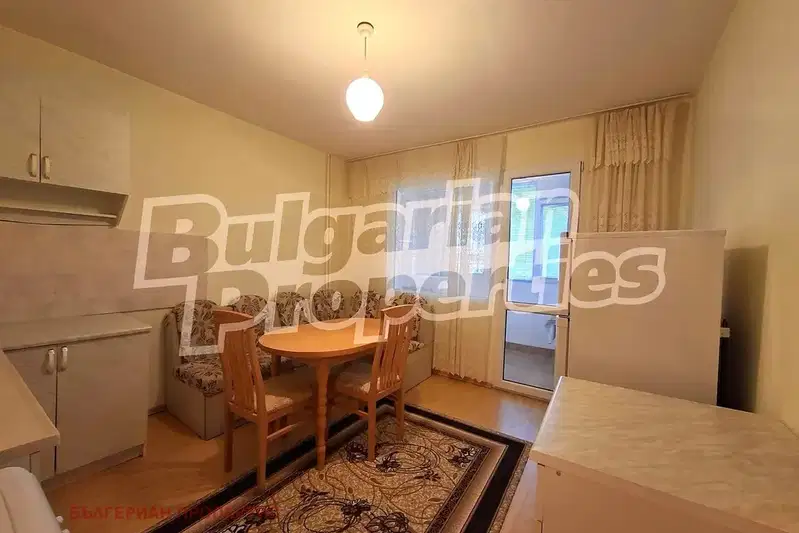 2-bedroom apartment in Yambol, Centyr