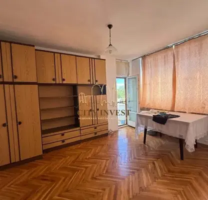 Photo 4 — 3-bedroom apartment in Yambol, Centyr