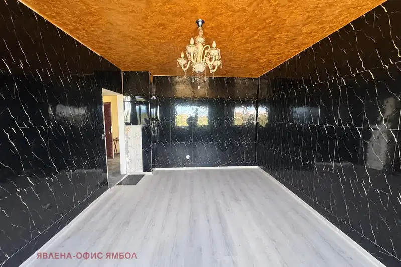 Двустаен апартамент с две тераси в Георги Бенковски, Ямбол