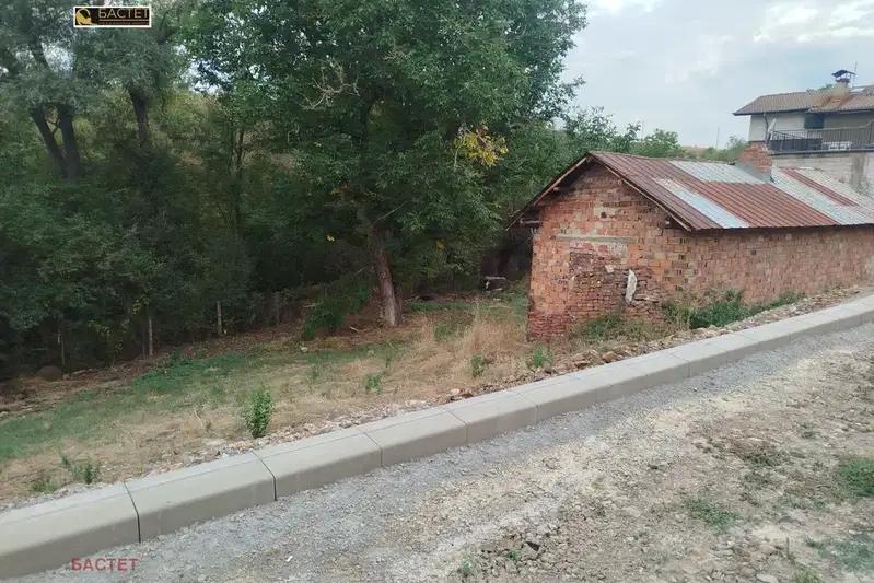 Plot in Sofia, Bojurishte