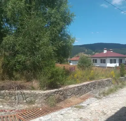 Снимка 4 — Парцел в София, Копривщица