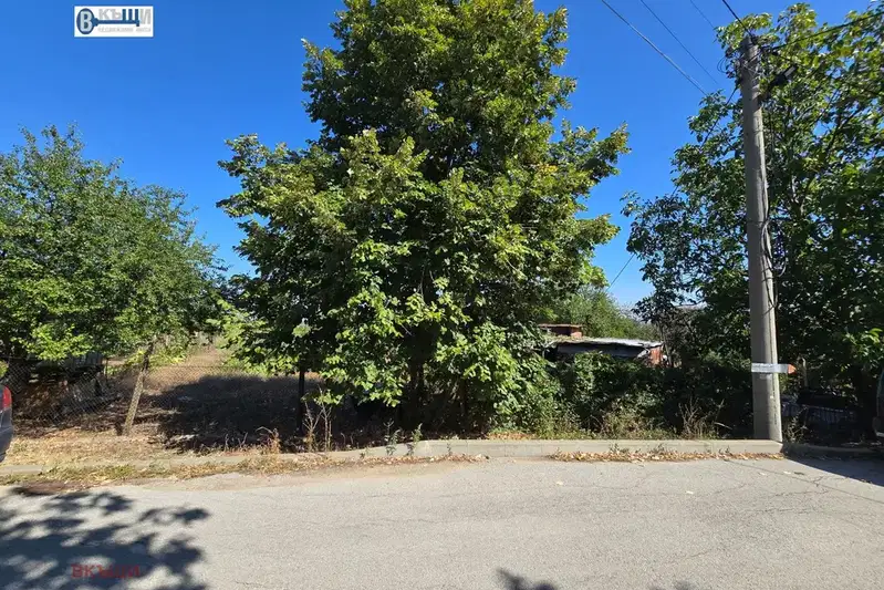 Plot in Veliko Tyrnovo, Lyaskovec