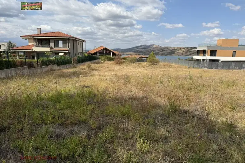 Парцел в Монтана, в.з. Запад