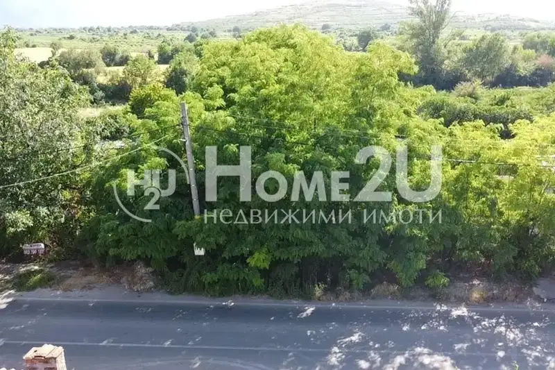 Plot in Plovdiv, Perushtica