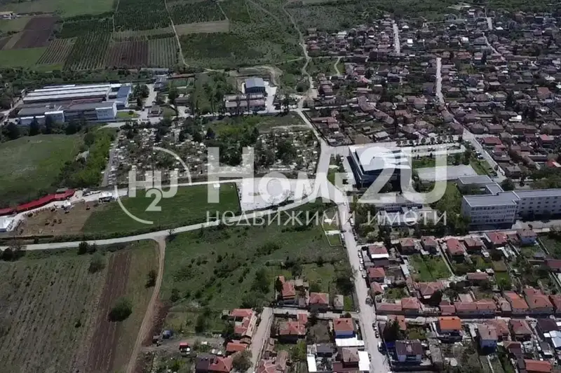Plot in Plovdiv, Perushtica