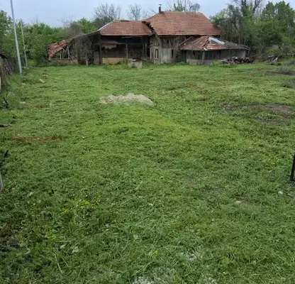 Снимка 2 — Парцел във Велико Търново, с. Балван