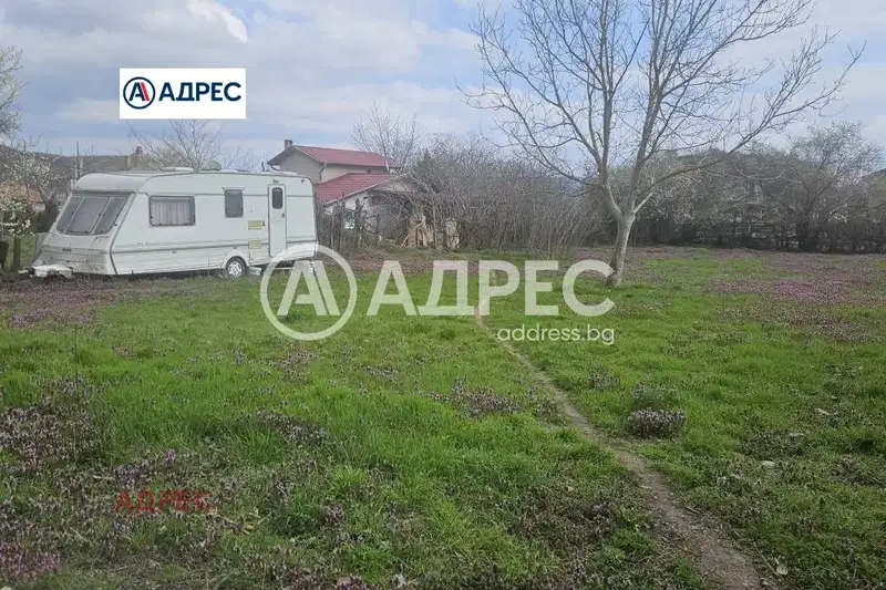 Парцел в Добрич, с. Църква