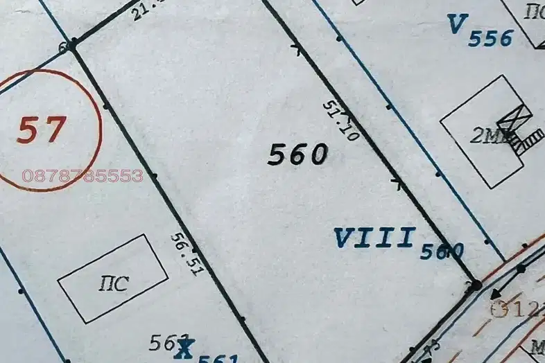 Plot in Montana, Gorno Cerovene