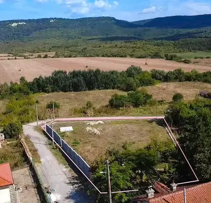 Photo 2 — Plot in Shumen, Ivanski