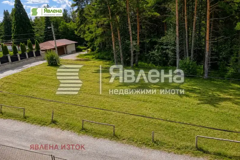 Парцел в с. Железница