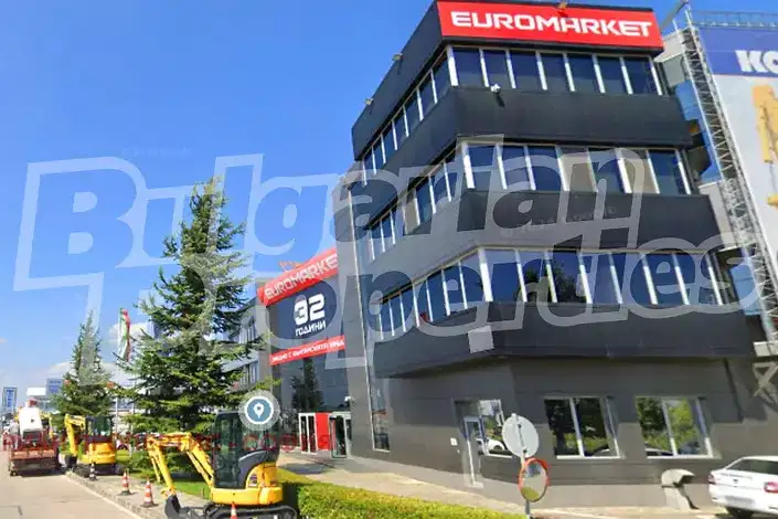 Plot in Krivina