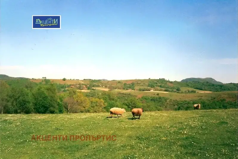 Парцел във Велико Търново, с. Мийковци
