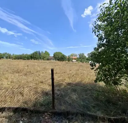 Photo 4 — Plot in Pernik, Slakovci