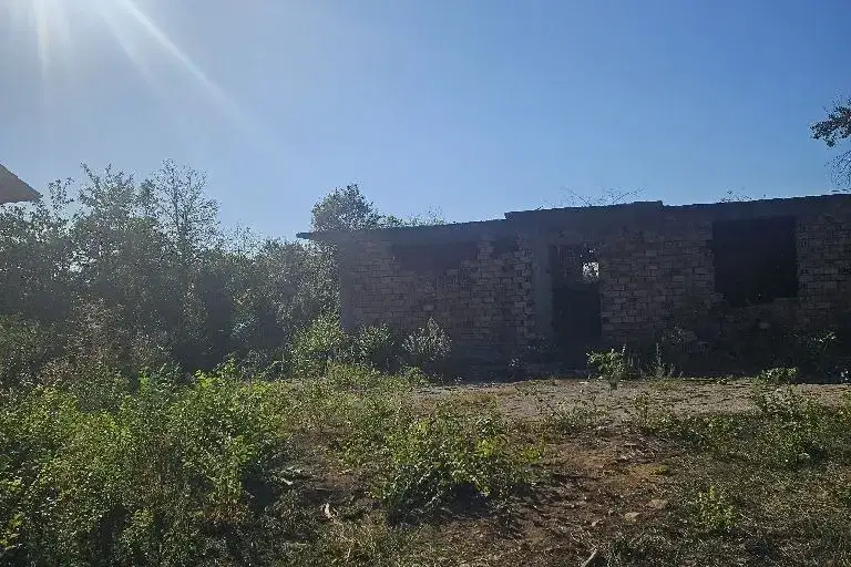 Plot in Pernik, Slakovci