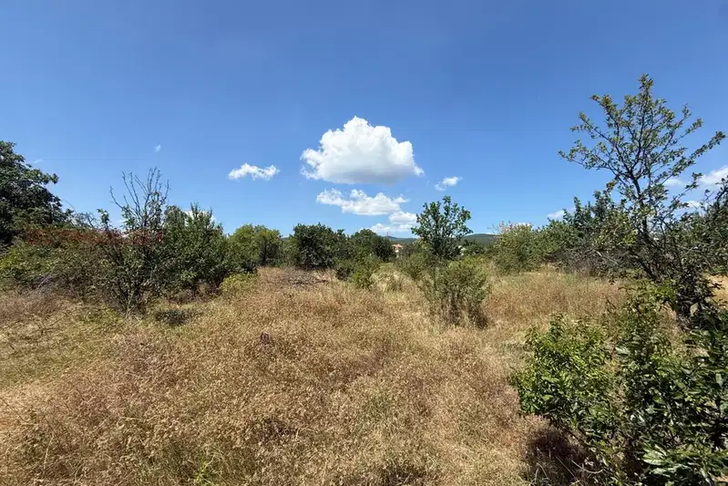 Plot in Sliven, s. Trapoklovo