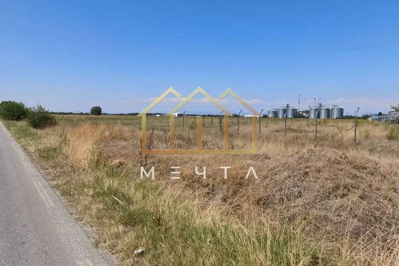 Plot in Plovdiv, Trud
