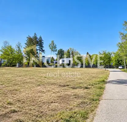 Photo 2 — Plot in Sofia, Vakarel