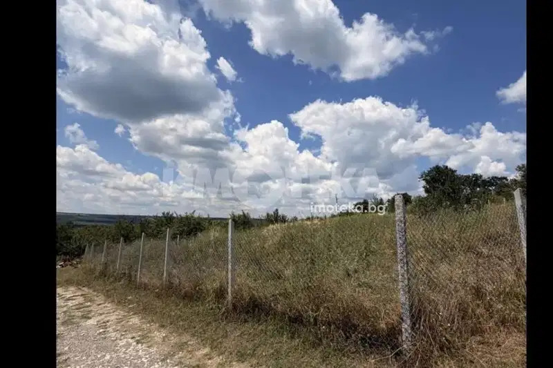 Plot in Varna, Zdravec