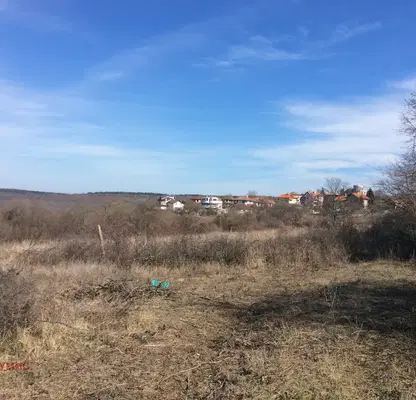 Photo 2 — Plot in Zvezdica