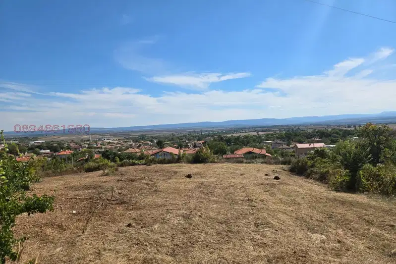 Plot in Shumen, Divdyadovo