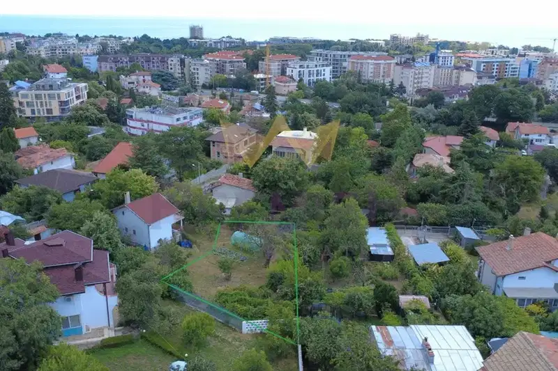 Plot in Varna, Evksinograd