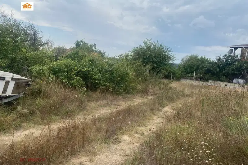 Plot in Varna, m-t Krushkite