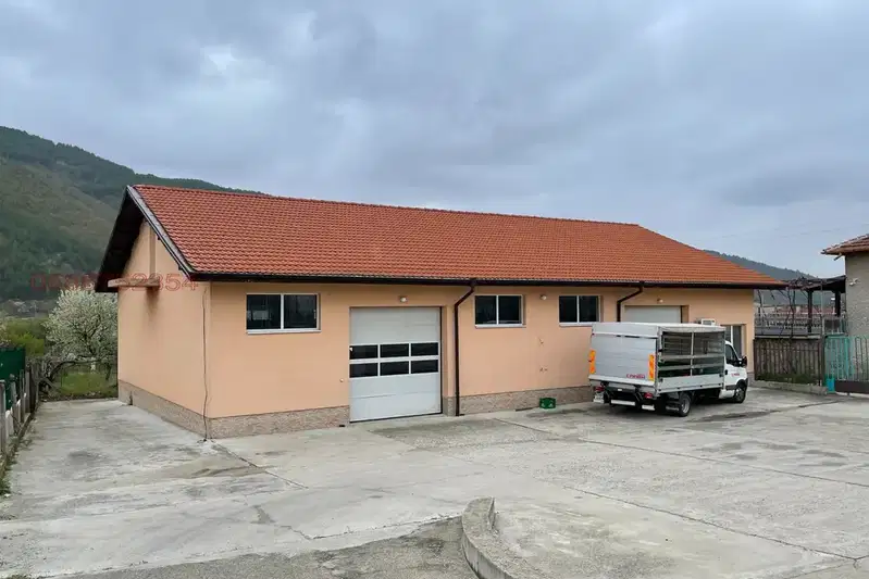 Standalone Building in Kyustendil, Rila