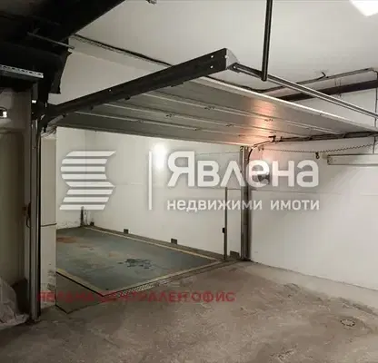 Снимка 5 — Бизнес имот в София, Център