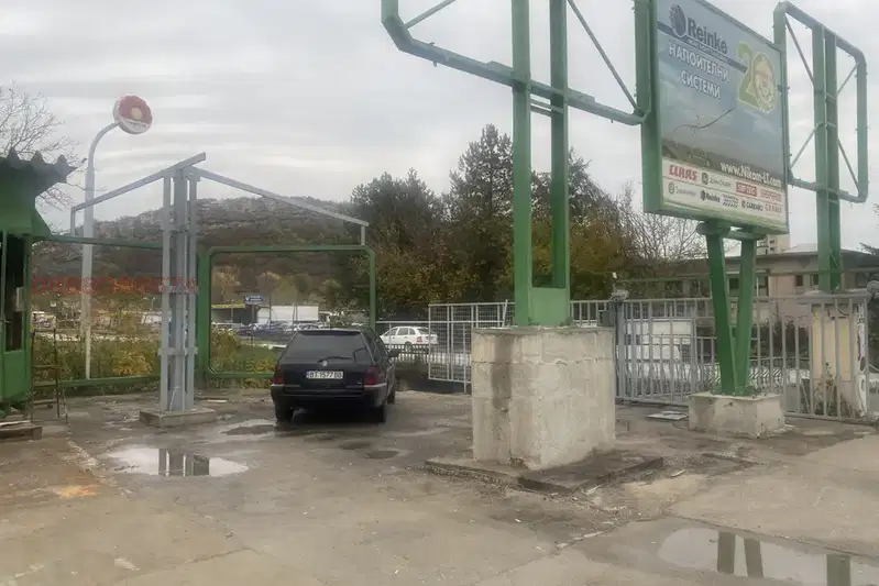Parking Lot in Veliko Tyrnovo, Promishlena Zona - Yug