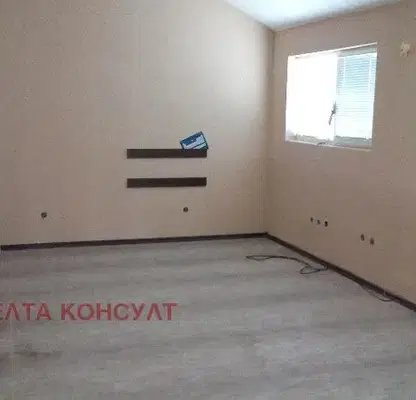 Снимка 3 — Промишлена сграда в Перник, Брезник