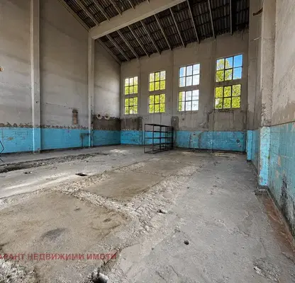 Photo 2 — Industrial Building in Gabrovo, Bichkinya