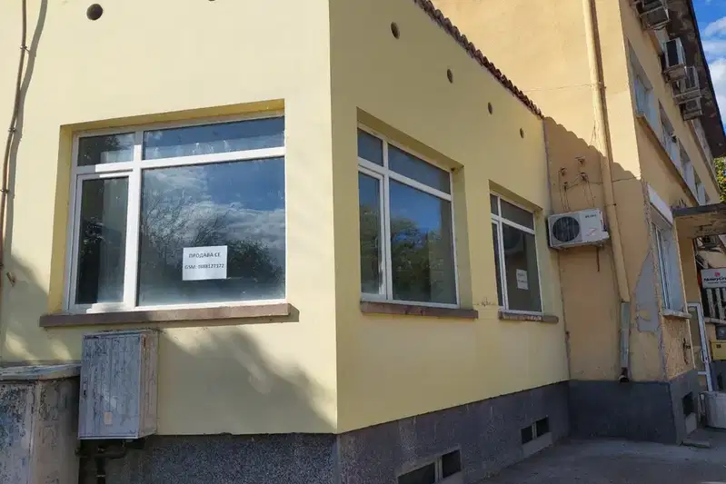Промишлена сграда в Плевен, Левски