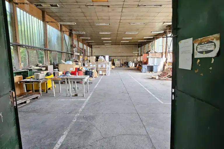 Industrial Building in Pazardjik, Okryjna Bolnica