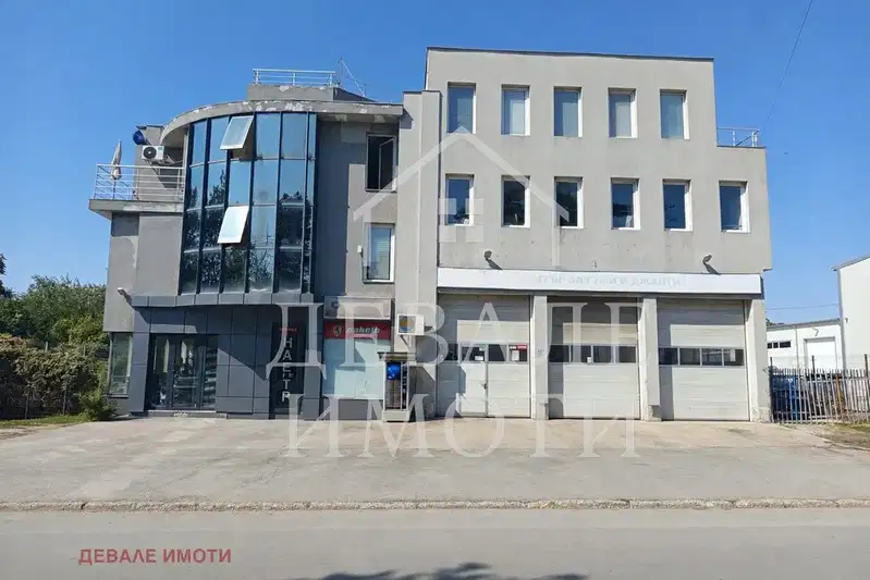 Industrial Building in Ruse, Tyrgoviya Na Edro
