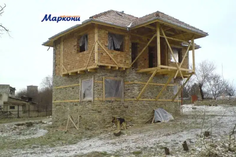 Промишлена сграда в Габрово, с. Буря