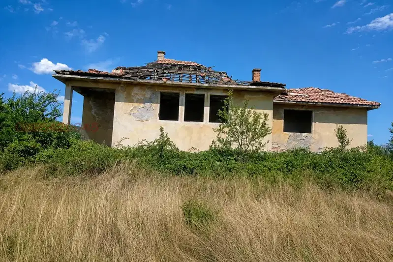 Промишлена сграда в Пазарджик, с. Виноградец
