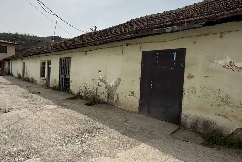 Industrial Building in Vraca, Zverino