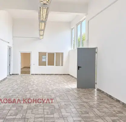 Снимка 2 — Промишлена сграда в София, Илиянци