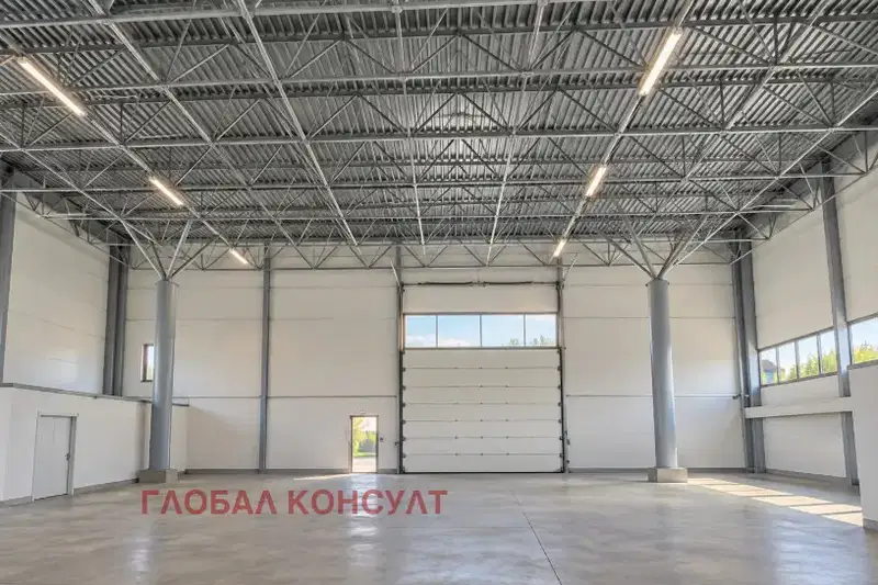 Industrial Building in Sofia, Voenna Rampa