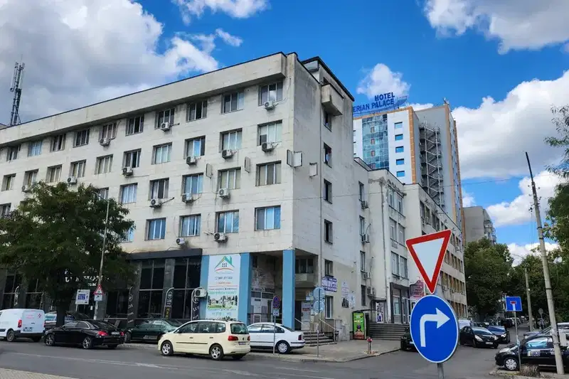 Industrial Building in Stara Zagora, Centyr