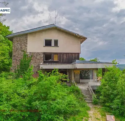 Photo 2 — Hotel in Lovech, Centyr