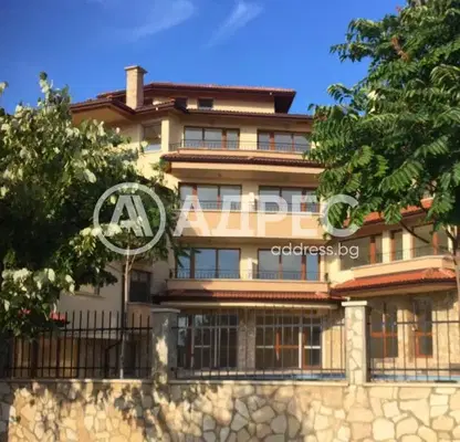 Photo 2 — Hotel in Dobrich, Rogachevo