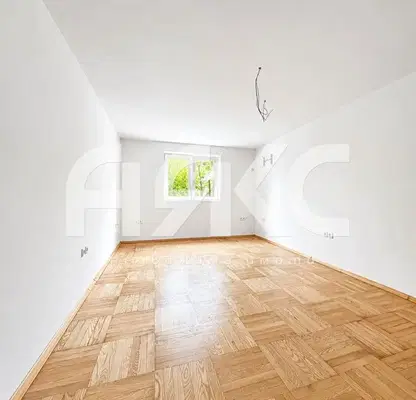 Photo 4 — House floor with yard in the center of Bankya