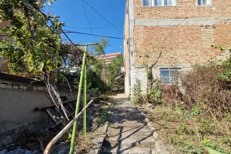 Floor of House in Dobrich, Pineta