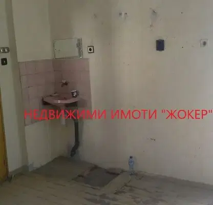 Photo 3 — 4-room house floor with garage in Gorna Oryahovitsa